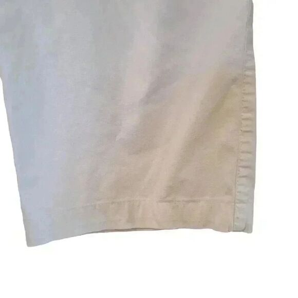 Dockers Women's White Cotton/Spandex Capris - Picture 3 of 5